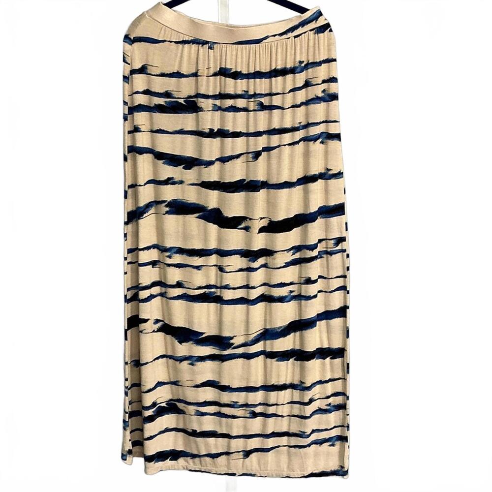 LOFT Beige and Navy Maxi Skirt XS
